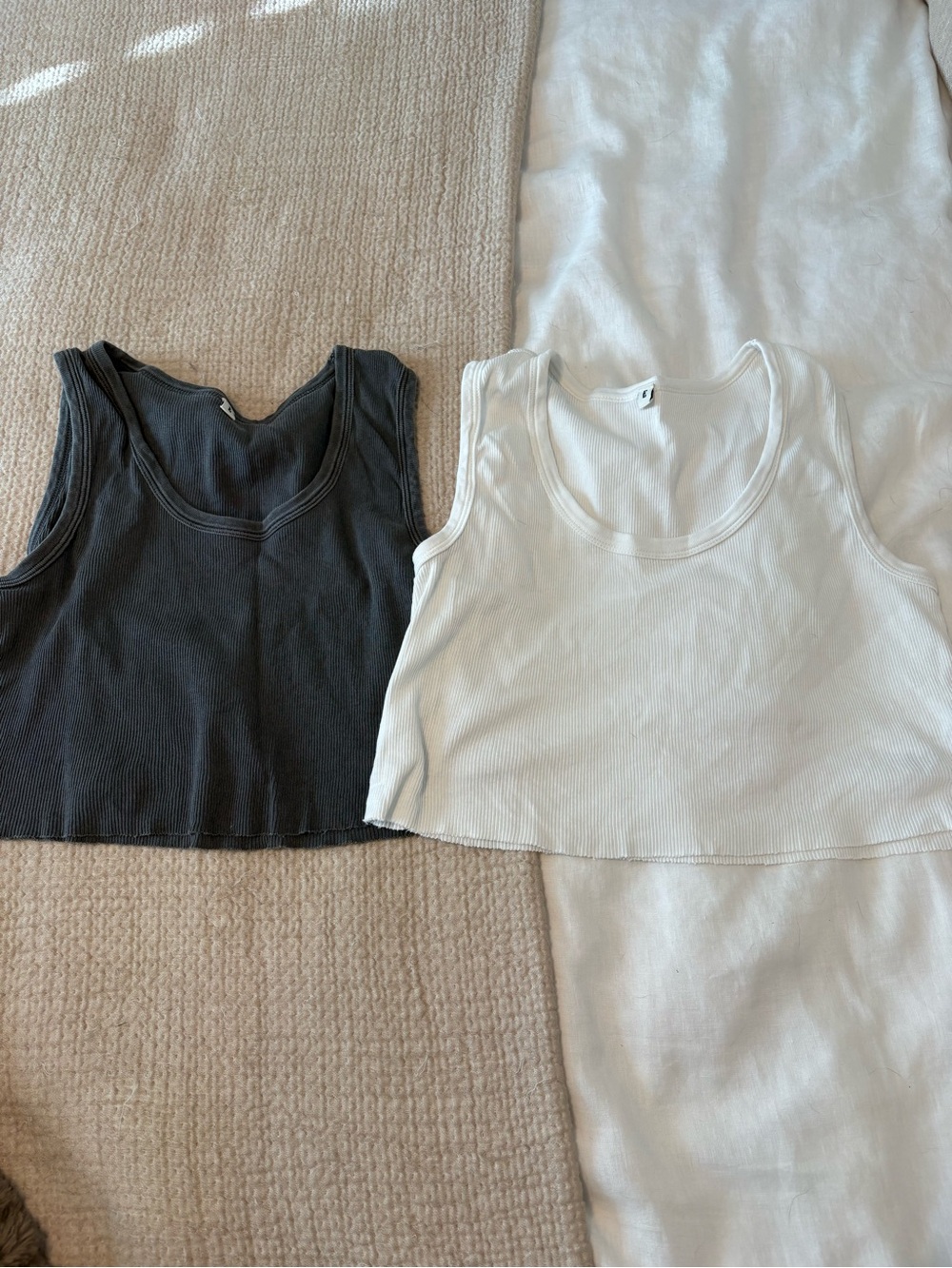 Elwood cropped tanks - Charcoal Gray and White